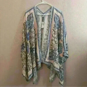 Maurice’s Paisley Scarf Kimono One size NWT